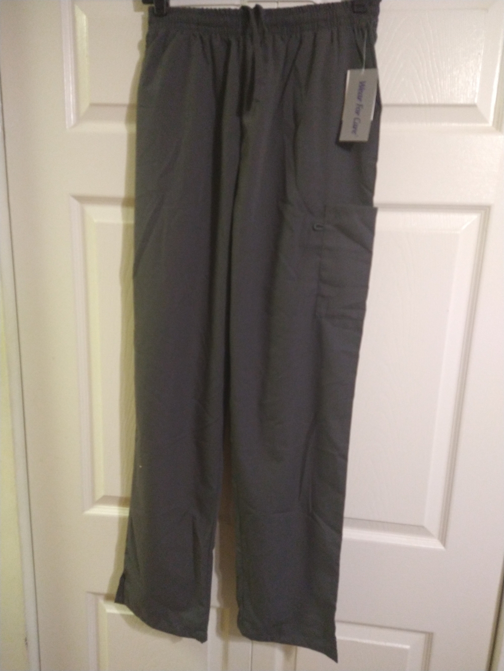 Men's Gray Cargo Scrub Pants with Elastic Waist